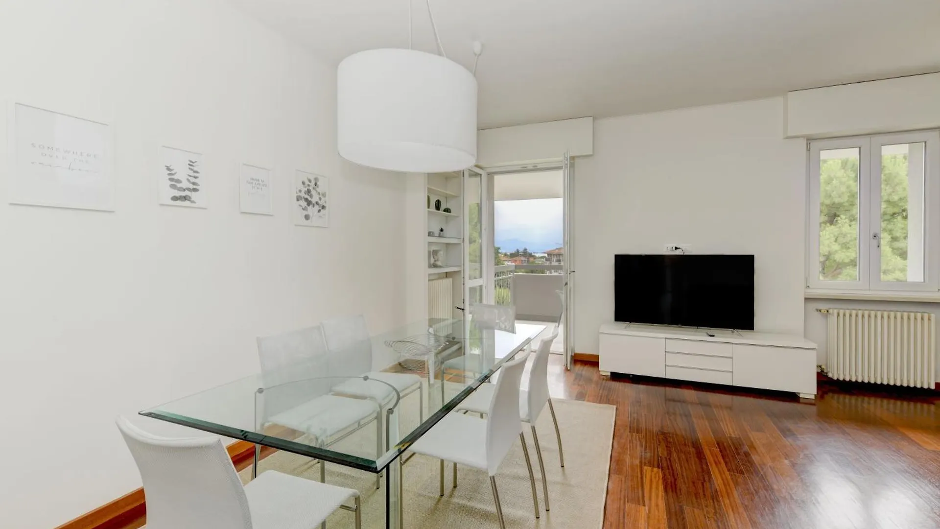 Apartment La Casa Di Olivia - Vista Lago Desenzano del Garda