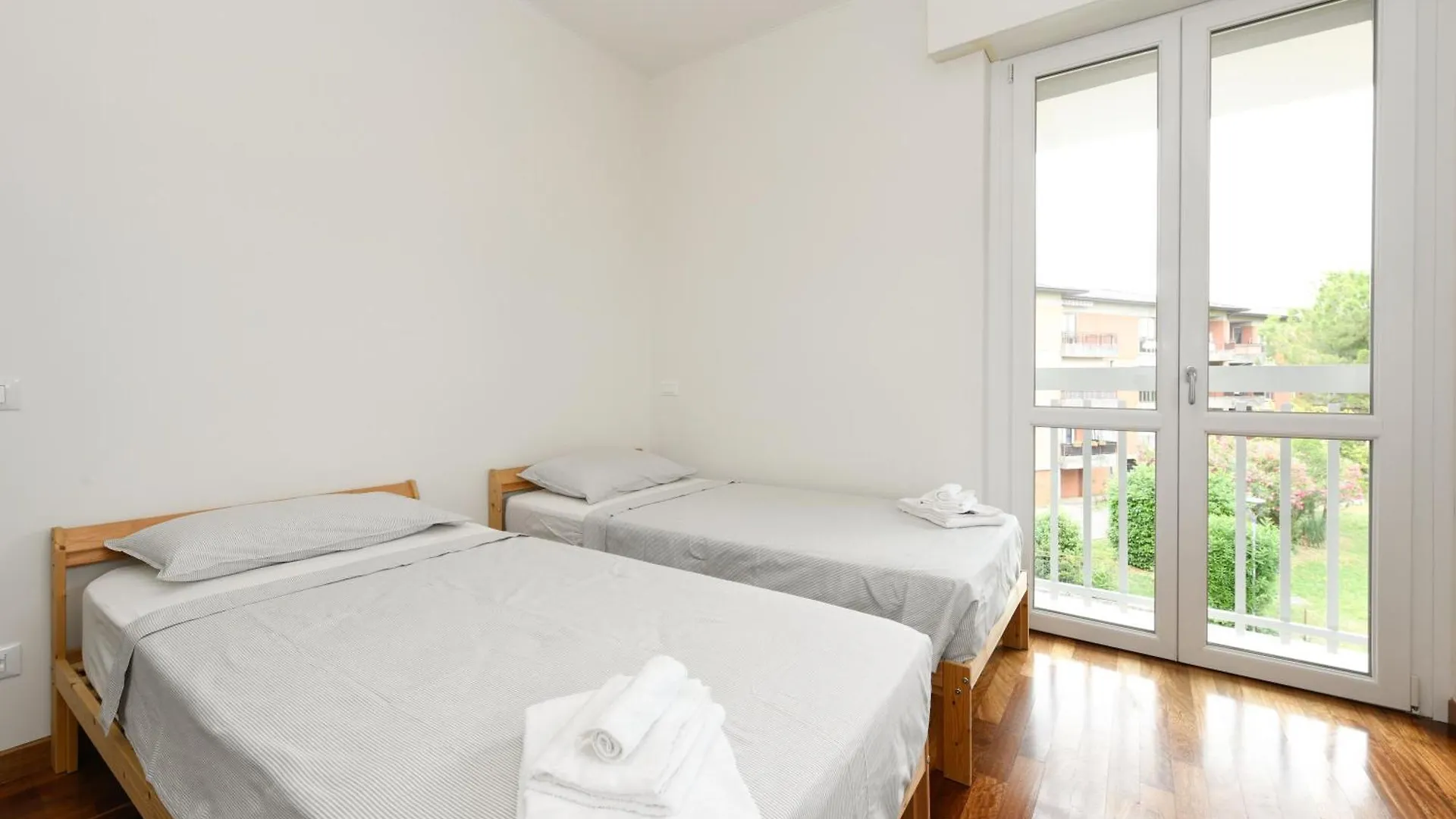 La Casa Di Olivia - Vista Lago Desenzano del Garda Apartment