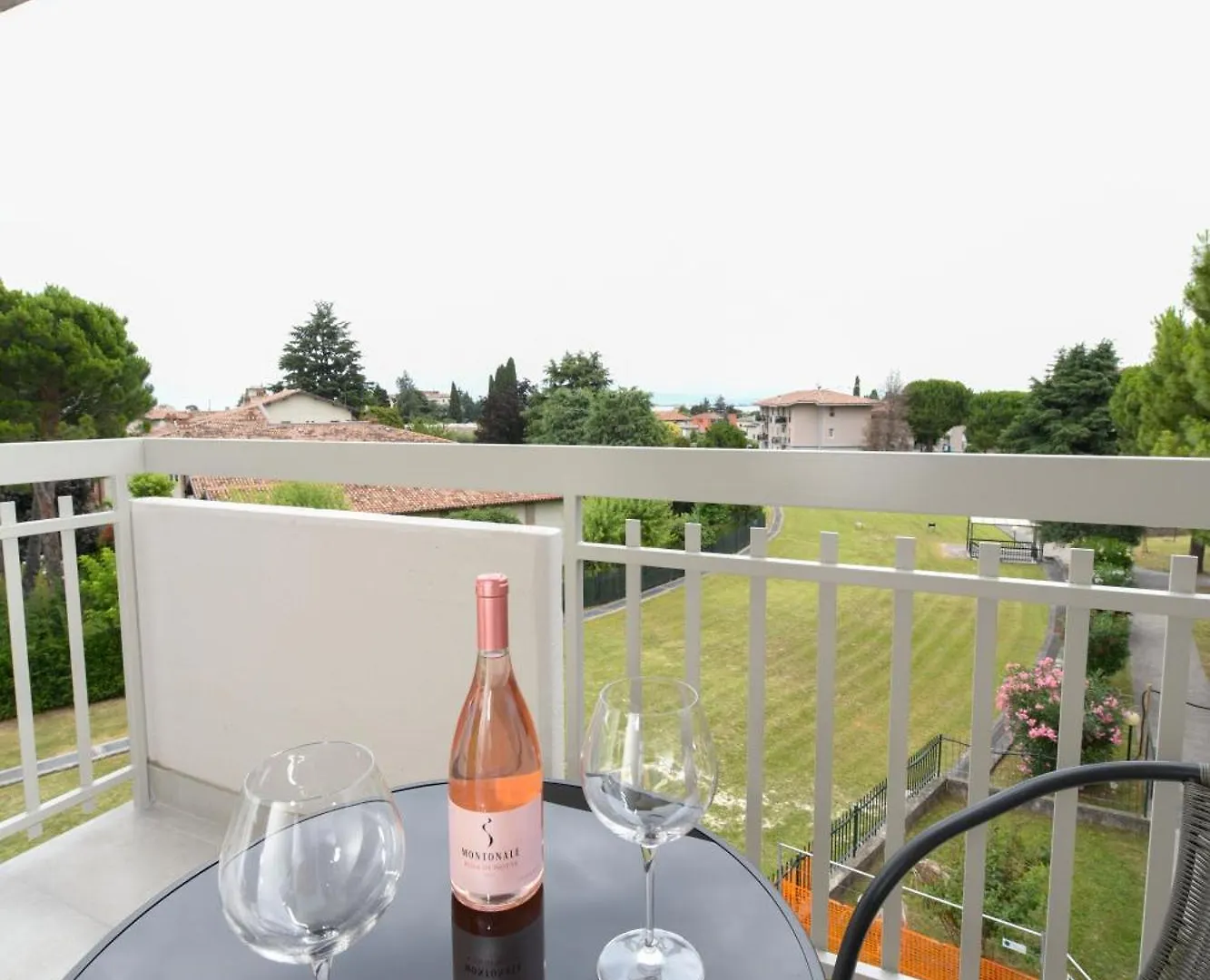 Apartment La Casa Di Olivia - Vista Lago Desenzano del Garda Italy